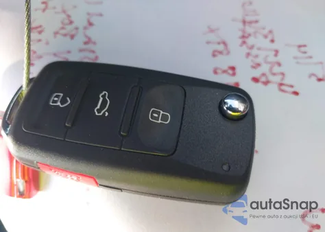 2015 Volkswagen Passat 1.8T Limited Edition из США, поврежденный, VIN 1VWAS7A34FC090502